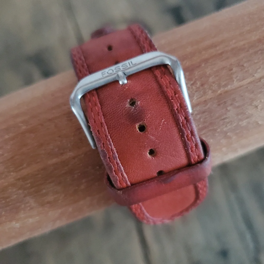 FOSSIL 'Rare' Vintage Big Tic Hearts Leather |‎ Stainless Steel Wide Band Watch